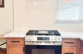 Iconic 2BR Bungalow, Short Walk to SJSU, with Parking - Foto 29