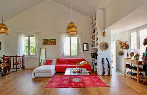 Large quiet house with pool - Foto 1