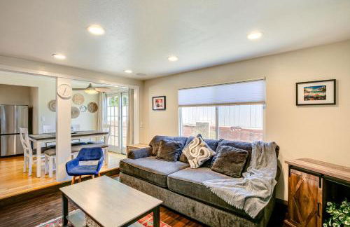 2 Mi to Ocean Long Beach Home with Gas Grill! - Foto 1