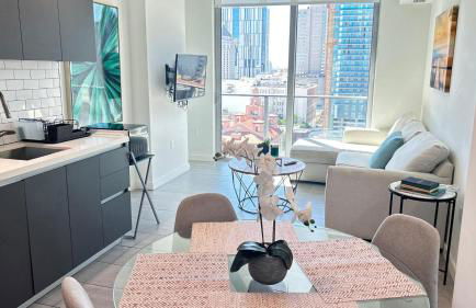 Contemporary Comfort Rooftop Views & Full Kitchen - Foto 19