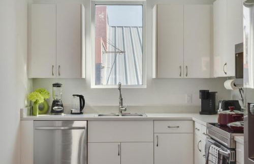 City View 2BR Apartments - Foto 15