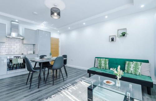 Heart Of Didsbury, Private Gated Car Park by HASS HAUS - Foto 22