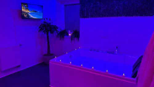 Wood Spa Wellness Apartment mit Whirlpool & Sauna - Foto 3