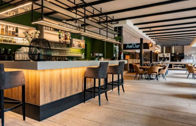 Modern Chalet in a Holiday Park - Photo 19