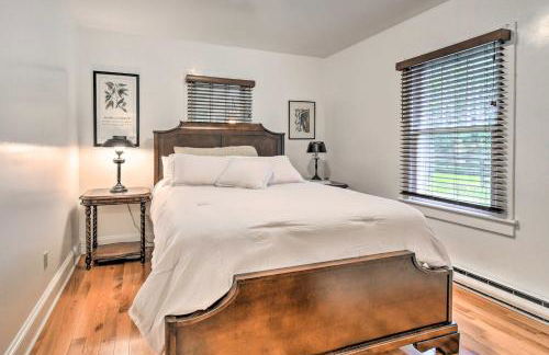 Restored 1920s Cottage on 1 Acre with Fire Pit - Foto 15