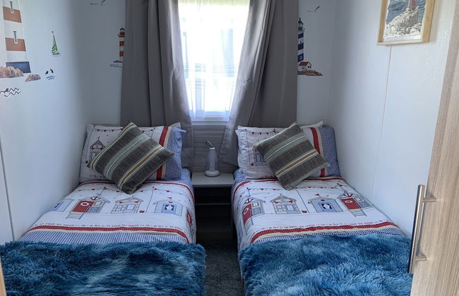 Immaculate 2-bed Caravan in Clacton-on-sea - Foto 2