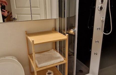 TyzenXL Luxury Vilnius Apartment - Photo 33