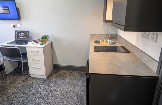 Lovely Homely Studio Available - Photo 4