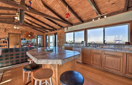 Oceanfront Sargent Beach Home with Dock! - Foto 7