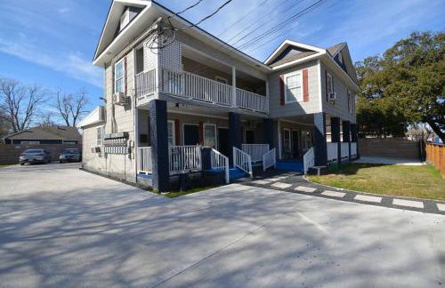 SuperValue Suite #8 @ East End Revitalized - Foto 36