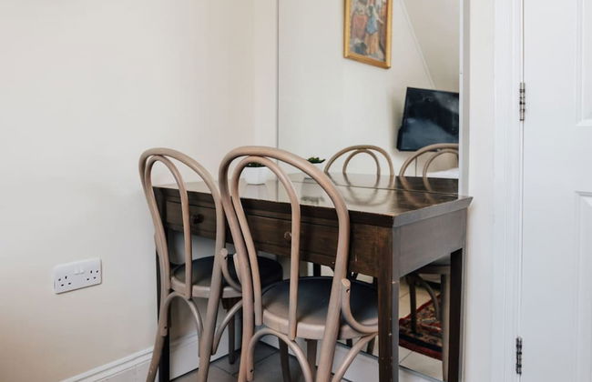 Vintage Chic Coach House - Foto 24