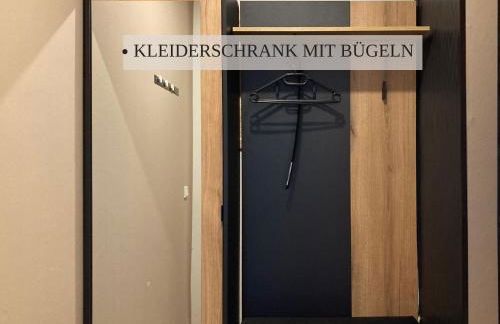 Haus Krabbe Zimmer ohne Küche, zentral gelegen zwischen Cuxhaven und Bremerhaven, Unterstellmöglichkeit für Fahrräder und E-Bikes, hauseigener Parkplatz, Hunde kostenfrei willkommen - Foto 21