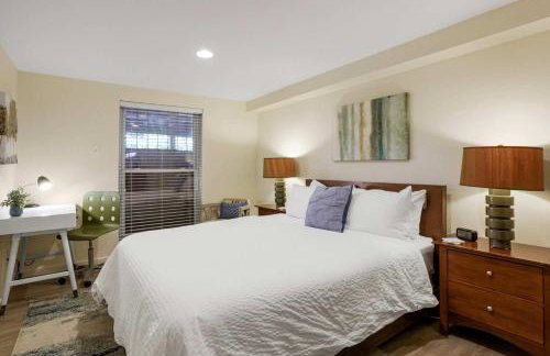 NEW Classy Dupont-Logan Apt Parking - Foto 3