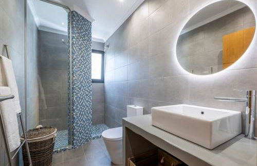 Yuri Big House - Photo 16