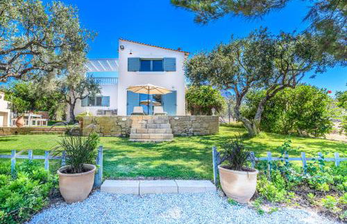 Delightful Seaside Villa - Foto 45