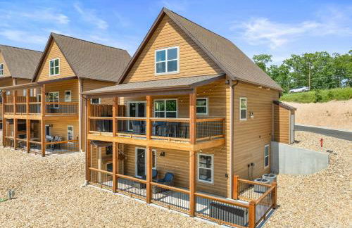 High Cliff Cabin + Private Hot tub at Table Rock Lake - Foto 17