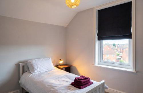 Victorian Home with Dedicated Workspace, Sherwood Nottingham - Foto 9