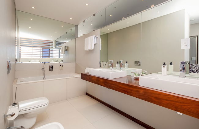 Infinity Self-Catering Apartments - Photo 78