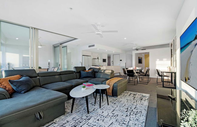 Private Q Tower Apartments - Wow Stay - Photo 28