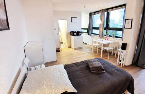 DA01 - Gemütliches 1-Zimmer-Apartment mit Balkon in Darmstadt - Foto 4