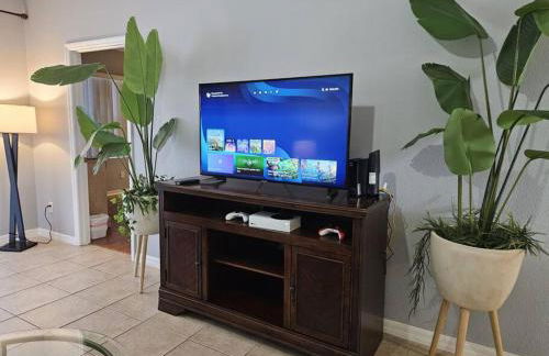 Discover the Deep Blue with Finding Nemo House - Foto 19