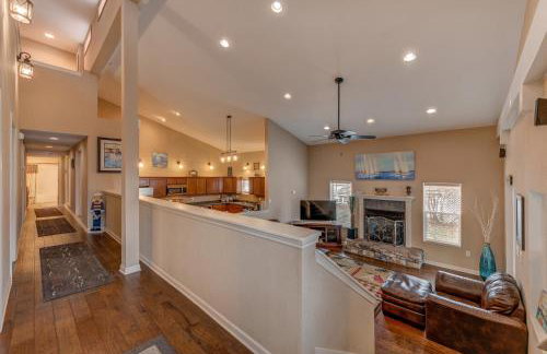 Luxury 4BR Near Lake Pepin with Game Room - Breeze - Foto 1