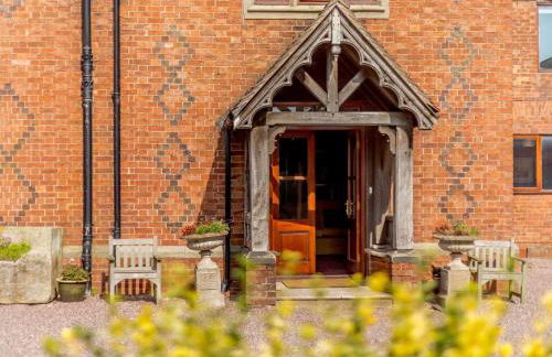 8 Bed in Rugeley oc-79321 - Photo 14