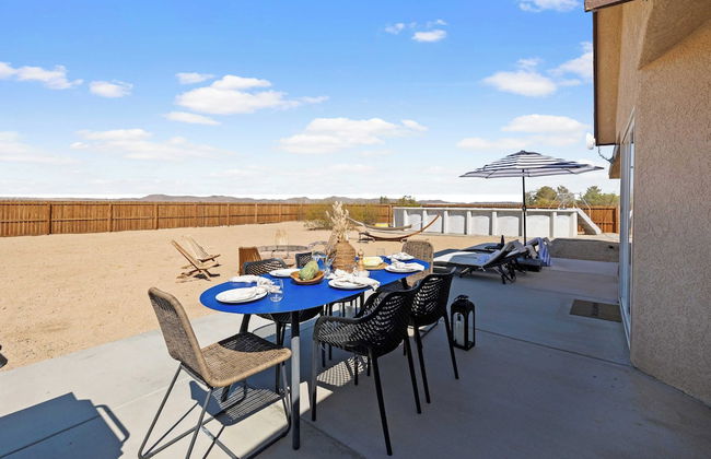 Casa De Kota by Avantstay Pool, Firepit, & Games Secluded & Chic - Photo 5