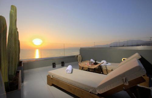 Hersonissos Beach Front Suites - Photo 46