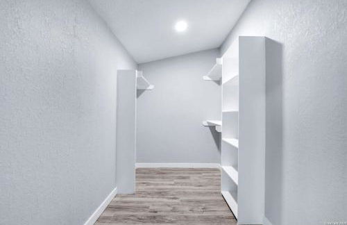 Gorgeous 6BR Sleeps 18 w Hot Tub - Foto 2