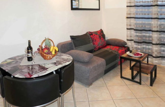 Sea-view Apartments With Pool, Terrace, and Outdoor Lounge in Scenic Čiovo Island - Foto 16