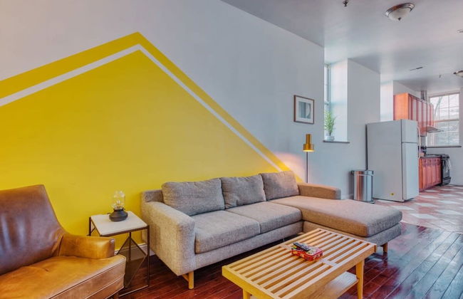 Stairway 3BR Apt w W D Ideal for Groups - Foto 20