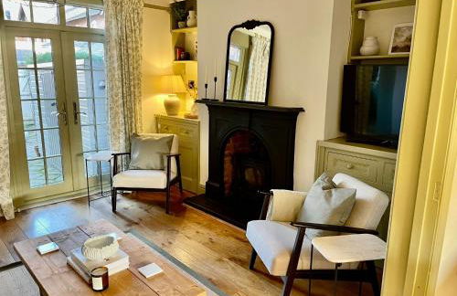 Central Knutsford - Photo 15