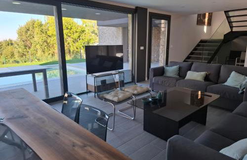 Chalet de lujo con piscina cercano a la playa - Foto 21