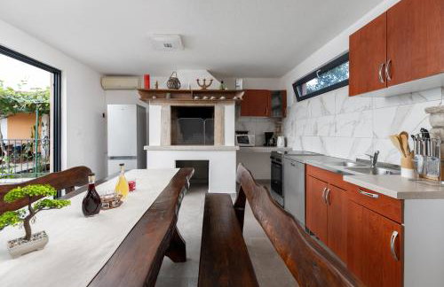 Two Stone Houses Iva - Foto 8