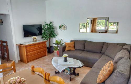 Eva's House, Cozy Apartment in Traditional Village - Foto 13