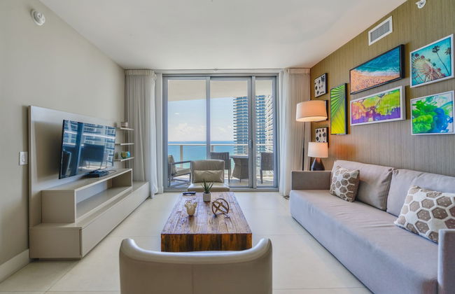 Beachfront Condo with Mesmerizing Views - Foto 29