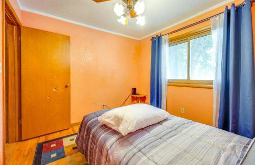 Family-Friendly Waterloo Abode with Deck! - Foto 19