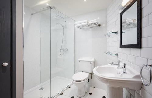 The Roundhouse - Photo 5