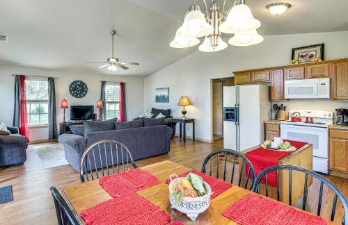 3 Mi to Arkansas River Rural Family Home with Yard - Foto 6