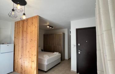 Phil's Apartments - Photo 3