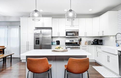 Indy Getaway - 5BR - Sleeps 16 - Arcade games - Perfect for families and groups - Foto 18