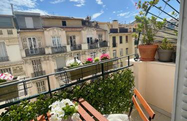 Bright apartment at Mimi’s - Foto 10