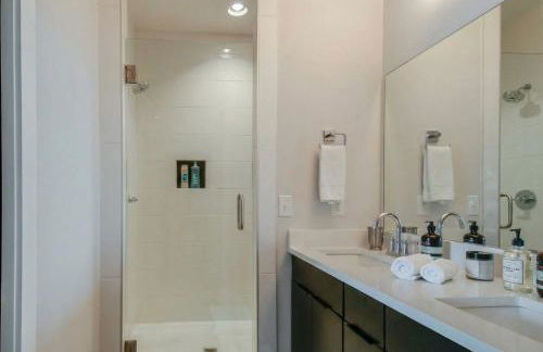 King & Queen 2 Homes - 24 Beds City Views - Foto 54