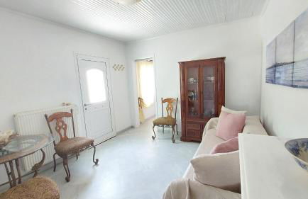 By the sea - Foto 10