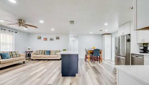 Stay and Play in Belleview Welcoming Home with Yard - Foto 5