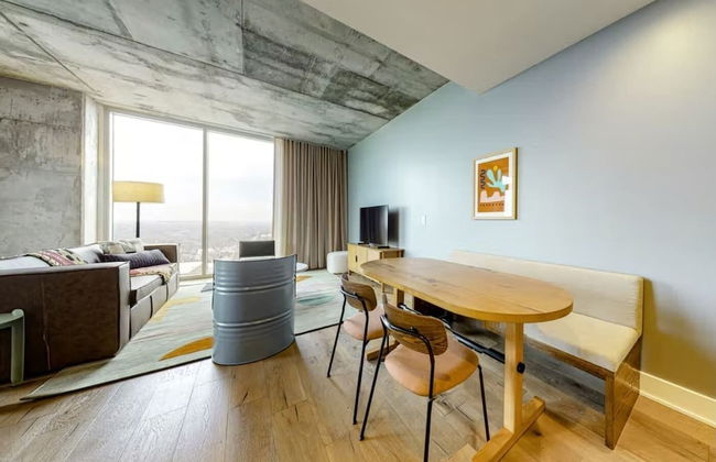Luxe High Rise off of Rainey St. - Foto 10