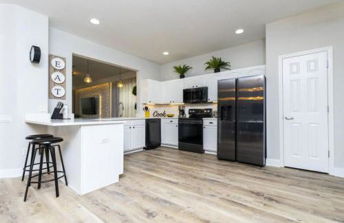 Windsor Oasis 6BR Pool Game Room 9 min Disney - Foto 25