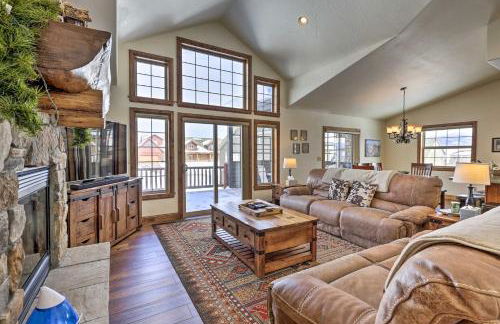 Luxe Rocky Mtn Retreat with Hot Tub - By Winter Park - Foto 1