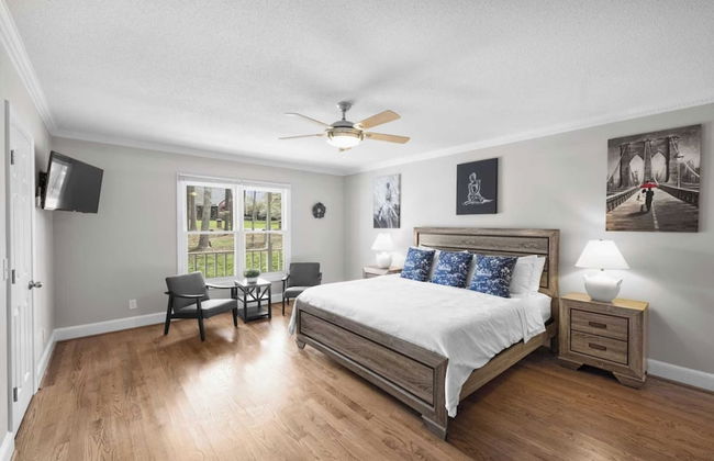 Porch Paradise by Avantstay New Pool, Firepit - Foto 21